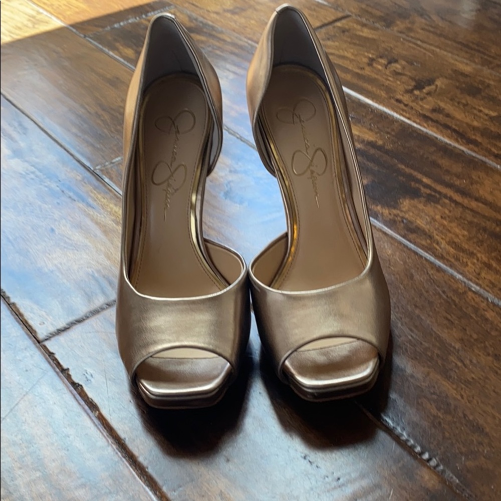 Jessica Simpson heels W7